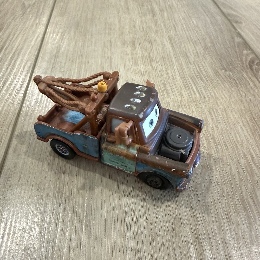 Disney Cars Road Trip Mater Die-Cast Vehicle Collectible Toy Pixar Mattel